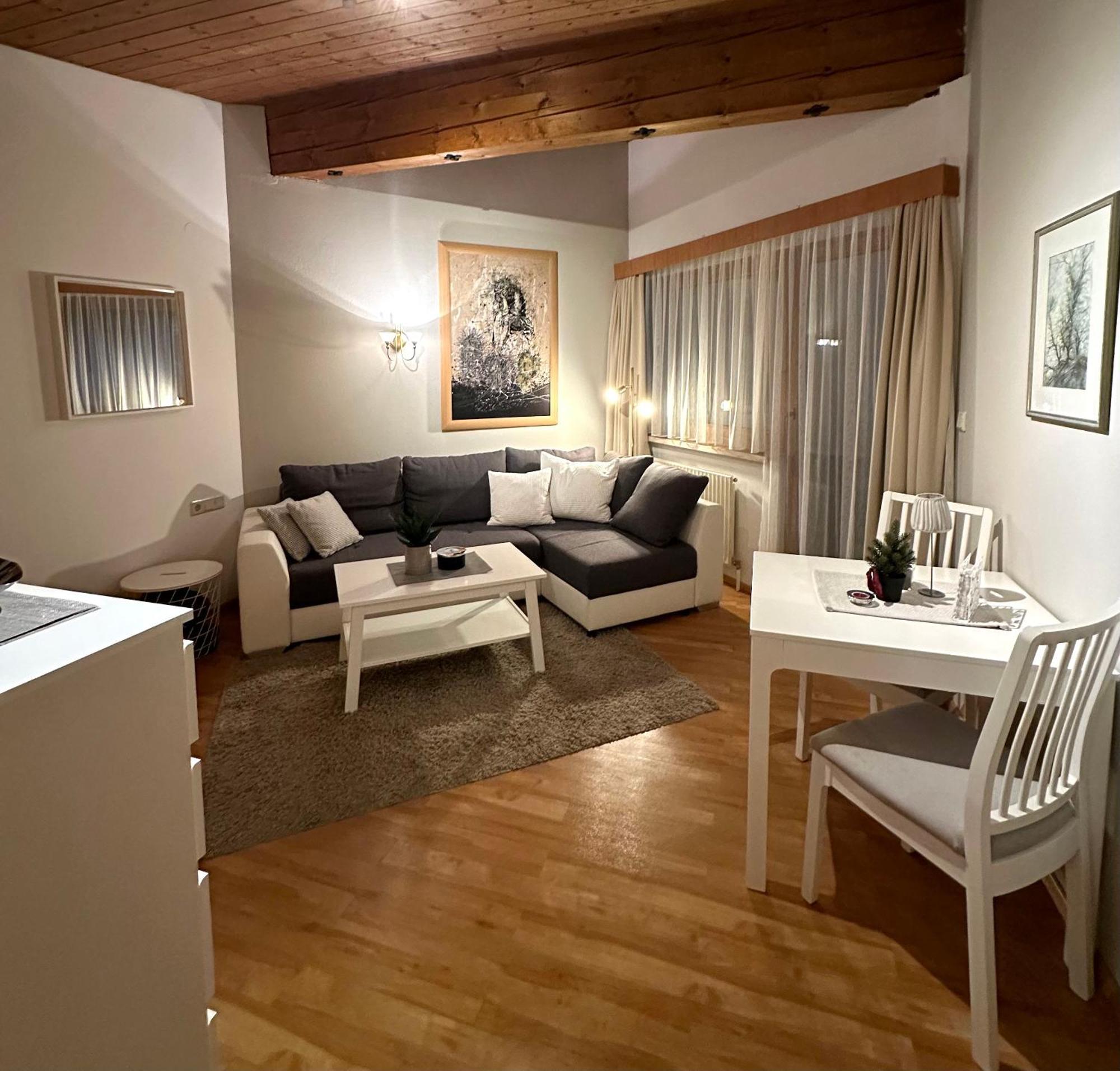 Landhaus Solaris ロイタシュ エクステリア 写真